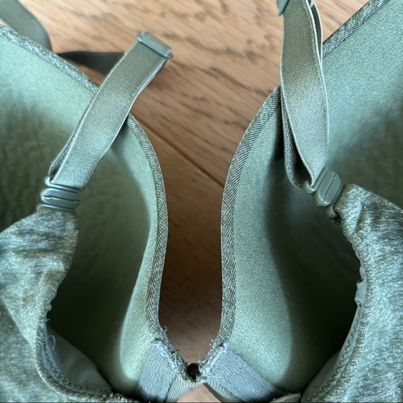 Victorias Secret Uplift Semi Demi Bra - Picture 6 of 12